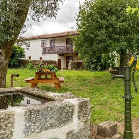 Летний дом Casa Lavoura Em Requeixo *