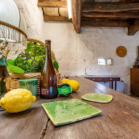 Casa Lavoura Em Requeixo Castelbuono