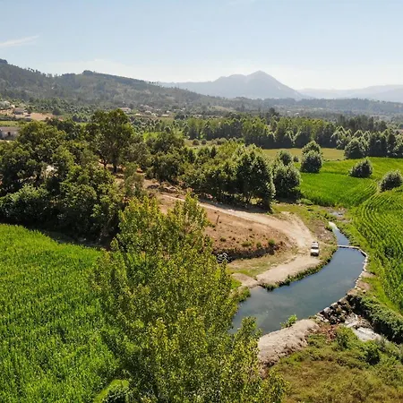 Casa Lavoura Em Requeixo Séjour à la campagne Castelbuono
