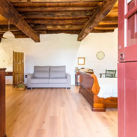 Casa Lavoura Em Requeixo * Селорику-ди-Башту