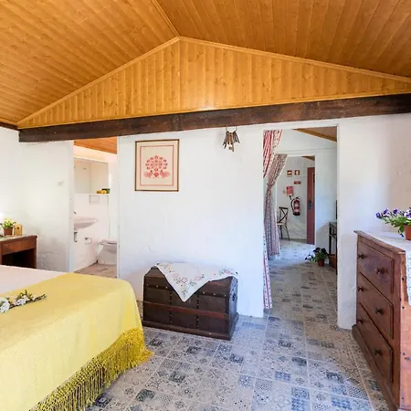 Casa Lavoura Em Requeixo