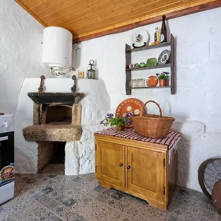 Casa Lavoura Em Requeixo Летний дом Селорику-ди-Башту