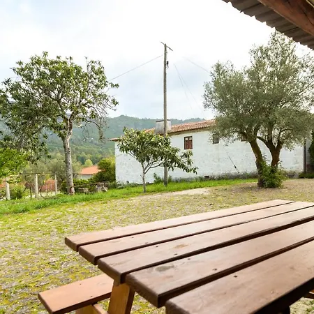 Casa Lavoura Em Requeixo Селорику-ди-Башту