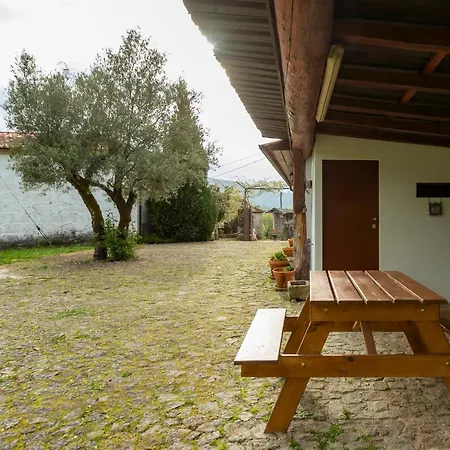 Εξοχικό σπίτι Casa Lavoura Em Requeixo *