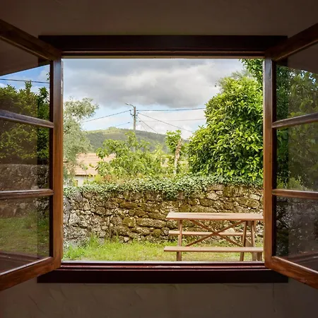 Landhuis Casa Lavoura Em Requeixo *