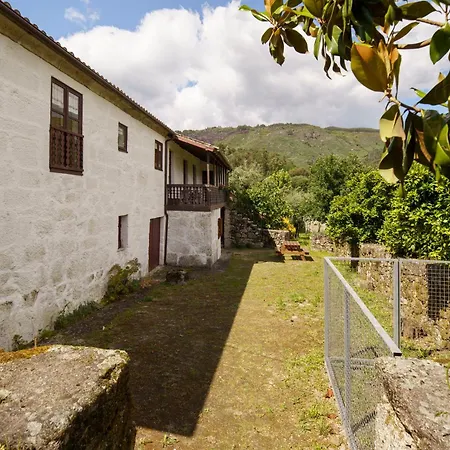 Casa Lavoura Em Requeixo