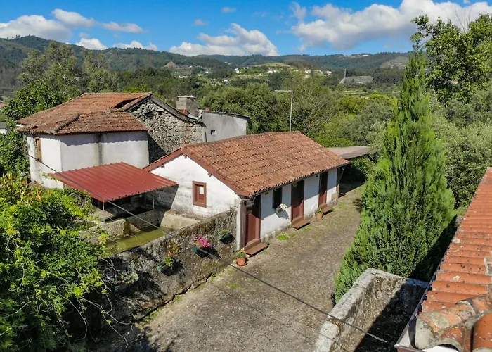 Casa Lavoura Em Requeixo Celorico De Basto