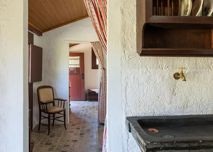 Casa Lavoura Em Requeixo *