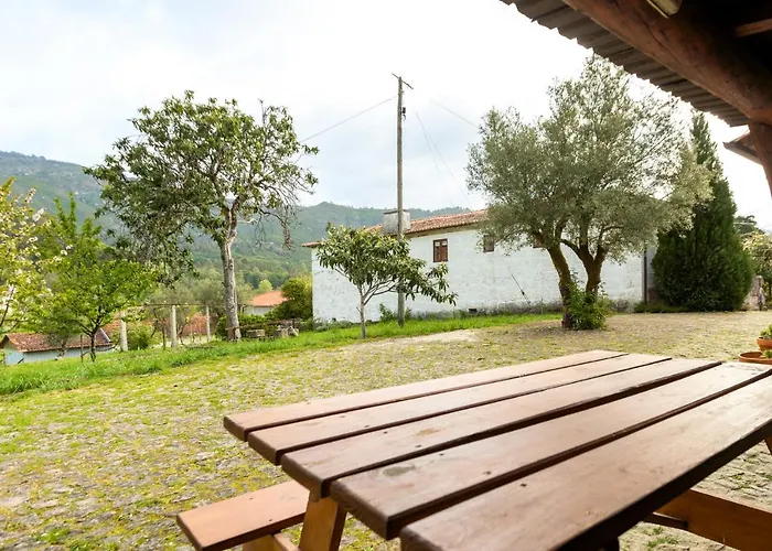 Casa Lavoura Em Requeixo Celorico De Basto