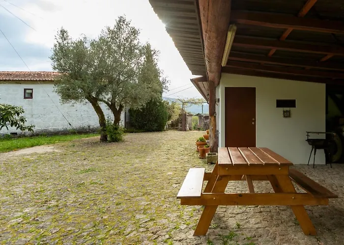 Country house Casa Lavoura Em Requeixo *